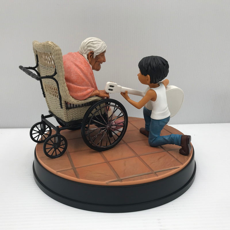 【中古品】 Happyくじ PIXAR 2026 A賞 スペシャルシーンフィギュア リメンバー・ミー 開封済み 箱イタミあり 041-260820-ti-11-tag 万代Net店
