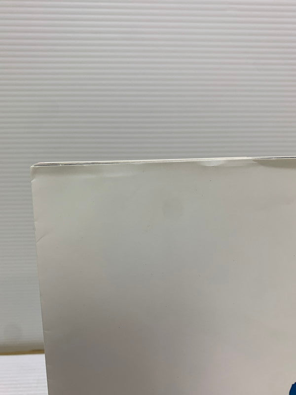 【中古品】 エスカ&ロジーのアトリエ ~黄昏の空の錬金術士~ 公式ビジュアルブック 005-250723-AS-18-min 万代Net店