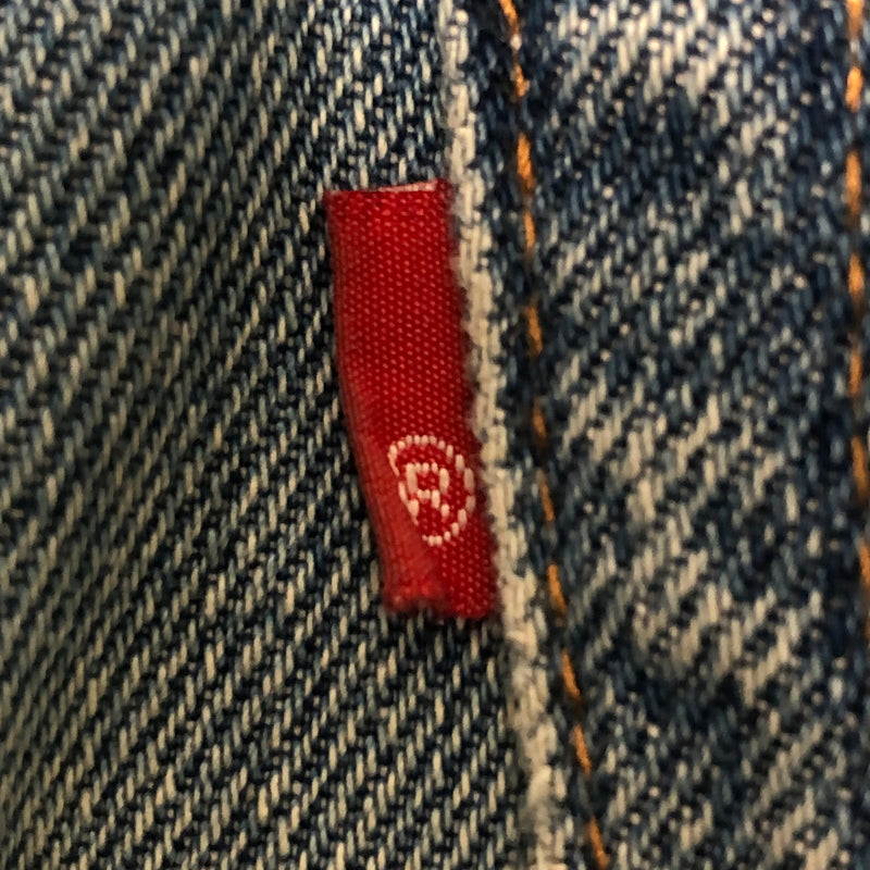 【中古品】【メンズ】 LEVI'S リーバイス 90’s 501XX REMAKE DENIM PANTS 90年代 501XX リメイク デニムパンツ ボトムス ジーンズ ボタン裏刻印 555 USA製 156-260821-SH-04-hon サイズ：32 カラー：ライトインディゴ 万代Net店