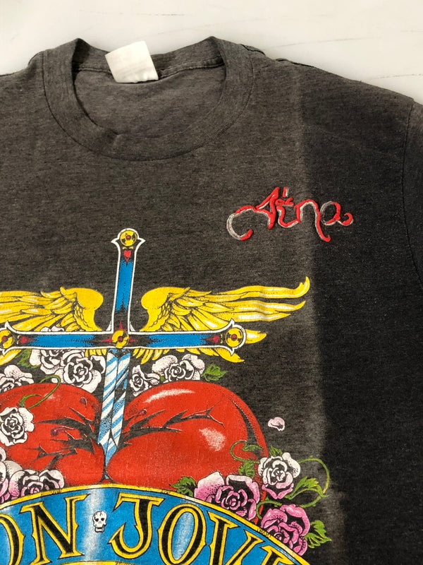 【現状渡し品】【メンズ】 BON JOVI ボン・ジョヴィ 80S NEW JERSEY SYNDICATE TOUR TEE 80年代 ニュー ジャージー シンジケート ツアー 半袖Tシャツ メンズ トップス 146-260510-em-68-min カラー：グレー 万代Net店
