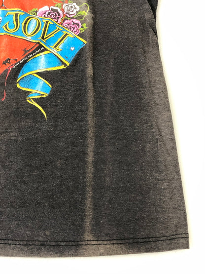 【現状渡し品】【メンズ】 BON JOVI ボン・ジョヴィ 80S NEW JERSEY SYNDICATE TOUR TEE 80年代 ニュー ジャージー シンジケート ツアー 半袖Tシャツ メンズ トップス 146-260510-em-68-min カラー：グレー 万代Net店