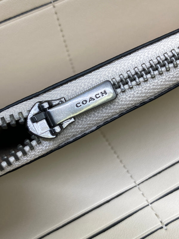 【中古美品】【メンズ/レディース】 COACH コーチ CBS95 長財布 シグネチャー コーチグラフィック ラウンドジップ ロングウォレット 長財布 (ICH) 200-260927-AS-2-hon カラー：ホワイト/ネイビー 万代Net店