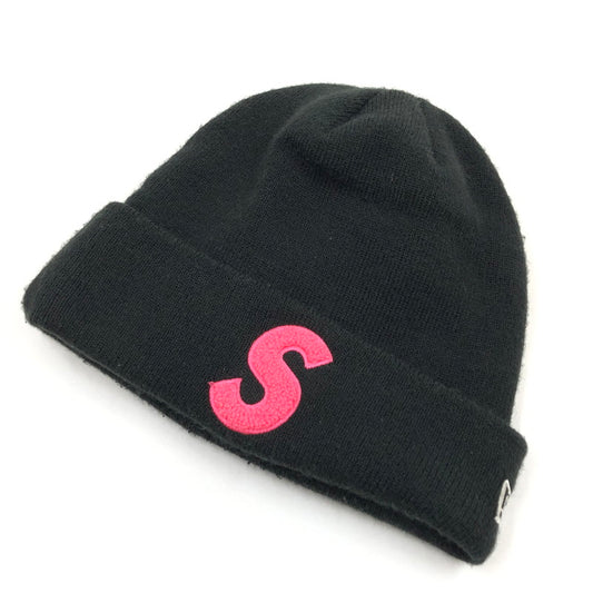 【中古品】【メンズ/レディース】 Supreme シュプリーム × NEW ERA ニューエラ 19FW "S" LOGO BEANIE Sロゴビーニー ニットキャップ 帽子 149-260311-hn-01-fur サイズ：フリーサイズ カラー：ブラック 万代Net店