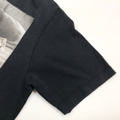 【中古品】【メンズ】 CALVIN KLEIN JEANS カルバンクライン ジーンズ MOON LANDING S/S TEE J900216 ムーンランディング 半袖Tシャツ トップス 141-260613-hn-11-fur サイズ：L カラー：ブラック 万代Net店