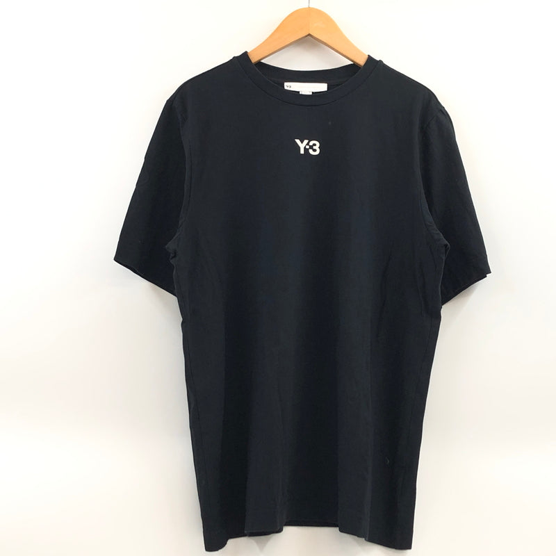 【中古品】【メンズ】 Y-3 ワイスリー 20TH ANNIVERSARY CENTER LOGO S/S T-SHIRT HG6091 20周年 アニバーサリー センターロゴ 半袖Tシャツ トップス 140-260827-hn-02-fur サイズ：M カラー：ブラック 万代Net店