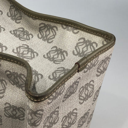 【中古品】【メンズ/レディース】 LOEWE ロエベ MADRID 1846 グレーロゴデザイン　ハンドバック 189-260215-SY-04-iwa 万代Net店