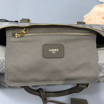 【中古品】【メンズ/レディース】 LOEWE ロエベ MADRID 1846 グレーロゴデザイン　ハンドバック 189-260215-SY-04-iwa 万代Net店