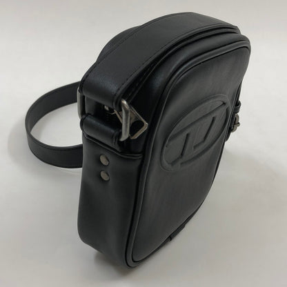 【中古品】【メンズ】 DIESEL ディーゼル HOLI-D クロスボディバッグ ショルダーバッグ カバン 188-251015-hn-06-fur カラー：ブラック 万代Net店