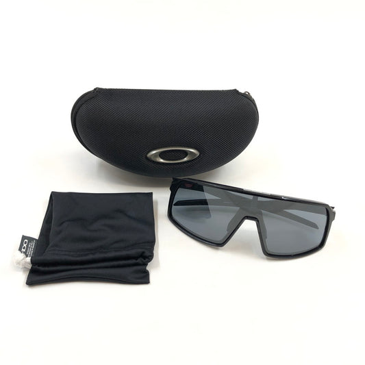 【中古品】【メンズ/レディース】 OAKLEY オークリー SUTRO 9406-0137 スートロ サングラス アイウェア 203-251019-hn-08-fur サイズ：140 カラー：ブラック系 万代Net店