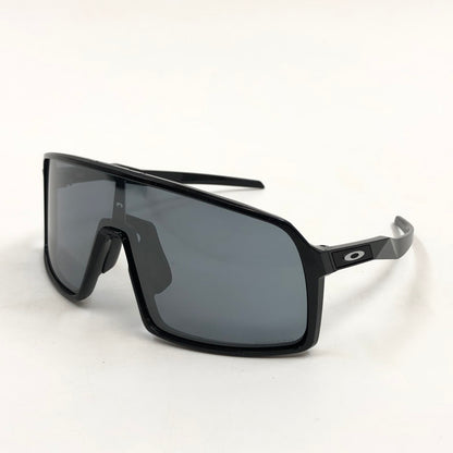 【中古品】【メンズ/レディース】 OAKLEY オークリー SUTRO 9406-0137 スートロ サングラス アイウェア 203-251019-hn-08-fur サイズ：140 カラー：ブラック系 万代Net店