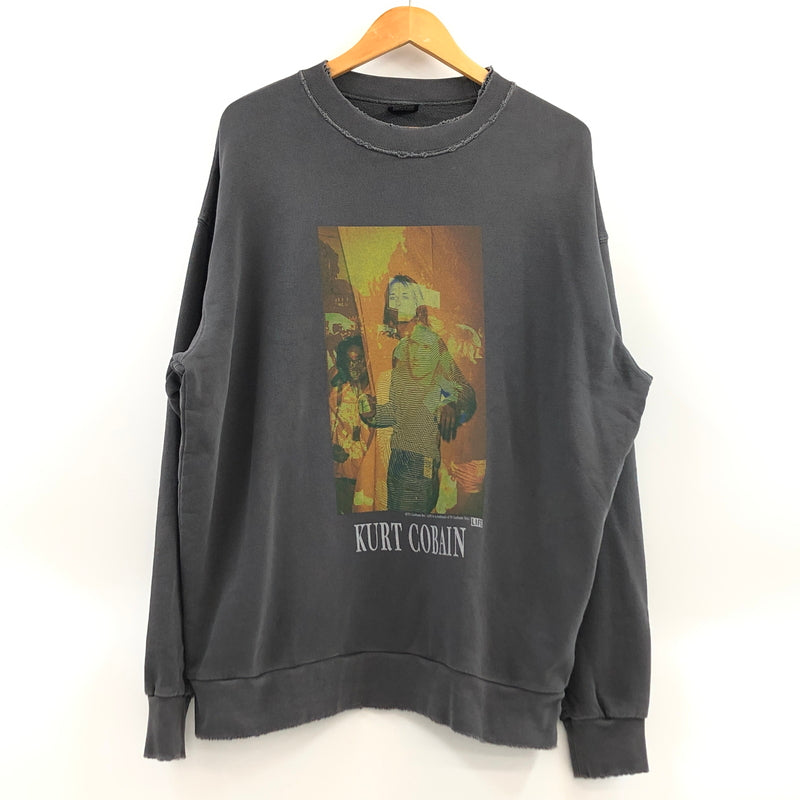 【中古品】【メンズ/レディース】 SCREEN STARS スクリーンスターズ KURT COBAIN SWEATSHIRT 2323-414SSDN カート・コバーン スウェットシャツ トレーナー トップス 146-260906-hn-03-fur サイズ：M カラー：グレー 万代Net店