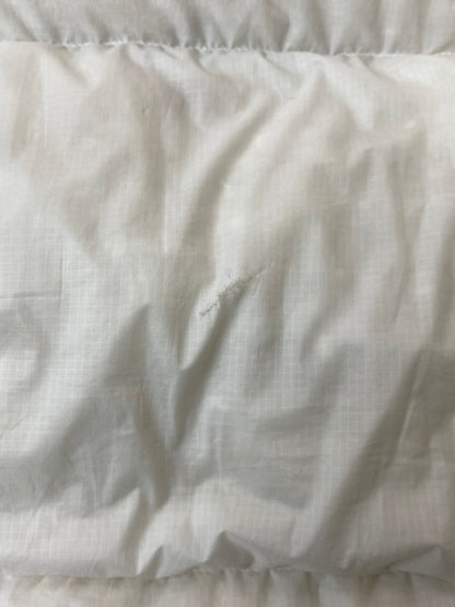 【中古品】【メンズ】 THE NORTH FACE ザ・ノースフェイス UNDYED NUPTSE JACKET ND92337 アンダイド ヌプシ ジャケット アウター ダウンジャケット 144-260204-jt-01-min サイズ：L カラー：ホワイト 万代Net店