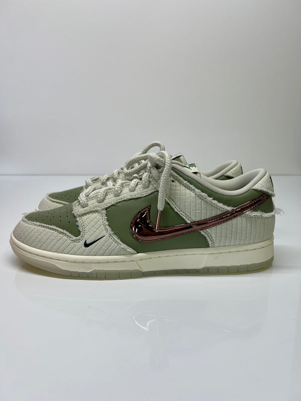 【中古美品】【メンズ】 NIKE ナイキ × KYLER MURRAY カイラー・マレー 別注 コラボ DUNK LOW RETRO PRM BE 1 OF ONE FQ0269-001 ダンク ロー レトロ プレミアム ビーワンオブワン スニーカー 靴 160-260726-kk-06-hon カラー：SEA GLASS/ROSE GOLD-SAIL 万代Net店