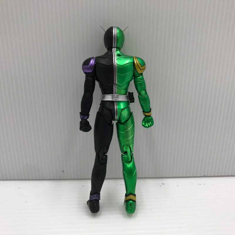 【中古品】 S.H.F 真骨彫製法 仮面ライダーW サイクロンジョーカー(風都探偵アニメ化記念) 042-260512-ti-01-tagh 万代Net店