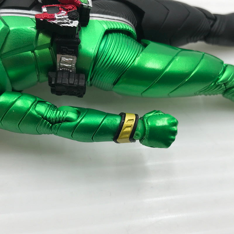 【中古品】 S.H.F 真骨彫製法 仮面ライダーW サイクロンジョーカー(風都探偵アニメ化記念) 042-260512-ti-01-tagh 万代Net店