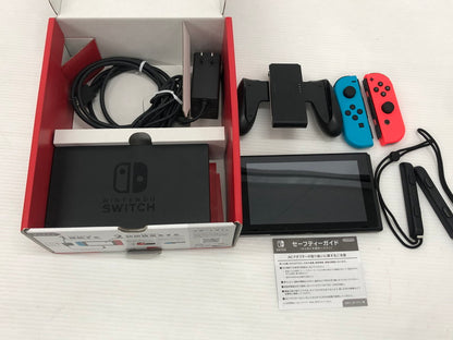 【中古品】 Nintendo Switch 2022年モデル Joy-Con(L) ネオンブルー/(R) ネオンレッド HAD-S-KABAH 034-261011-ns-05-teih 万代Net店