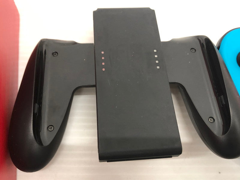 【中古品】 Nintendo Switch 2022年モデル Joy-Con(L) ネオンブルー/(R) ネオンレッド HAD-S-KABAH 034-261011-ns-05-teih 万代Net店