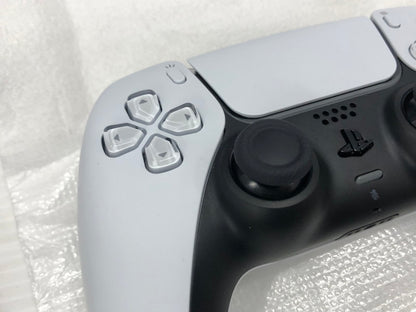 【中古品】 SONY ソニー PlayStation 5 デジタル・エディション 日本語専用 CFI-2200B01 032-261011-ns-06-teih 万代Net店