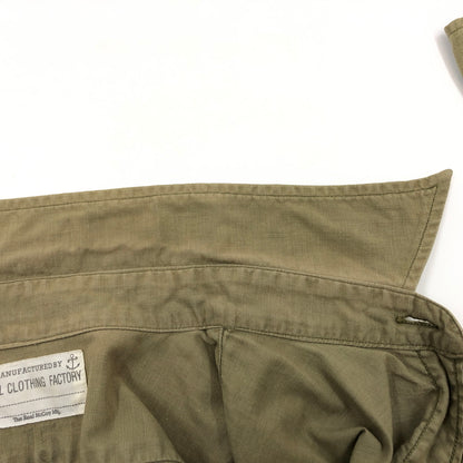 【現状渡し品】【メンズ】 THE REAL MCCOYS ザリアルマッコイズ NAVAL CLOTHING FACTORY LS SHIRT ネイバル クロージング ファクトリー 長袖シャツ カジュアルシャツ トップス 145-260910-hn-11-fur サイズ：15 カラー：オリーブ系 万代Net店