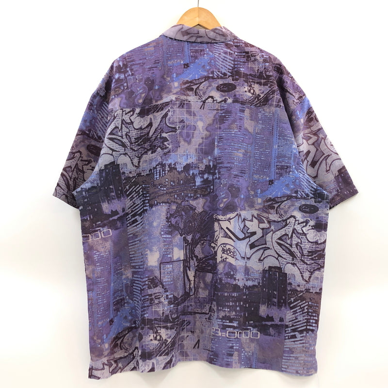 【中古品】【メンズ】 NO BOUNDARIES ノーバウンダリーズ DESIGN SS SHIRT デザイン 半袖シャツ カジュアルシャツ トップス 146-260912-hn-06-fur サイズ：2XL カラー：パープル 万代Net店