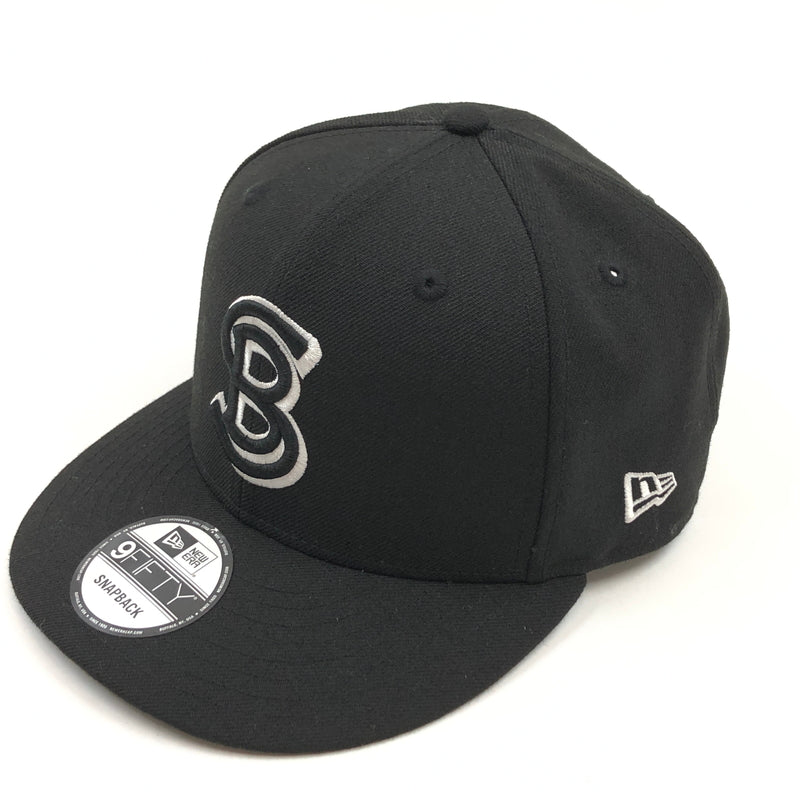 【中古品】【メンズ/レディース】 NEWERA ニューエラ × SCHOTT ショット 9FIFTY SNAPBACK BB CAP スナップバック ベースボールキャップ 帽子 185-260914-hn-06-fur サイズ：フリーサイズ カラー：ブラック 万代Net店