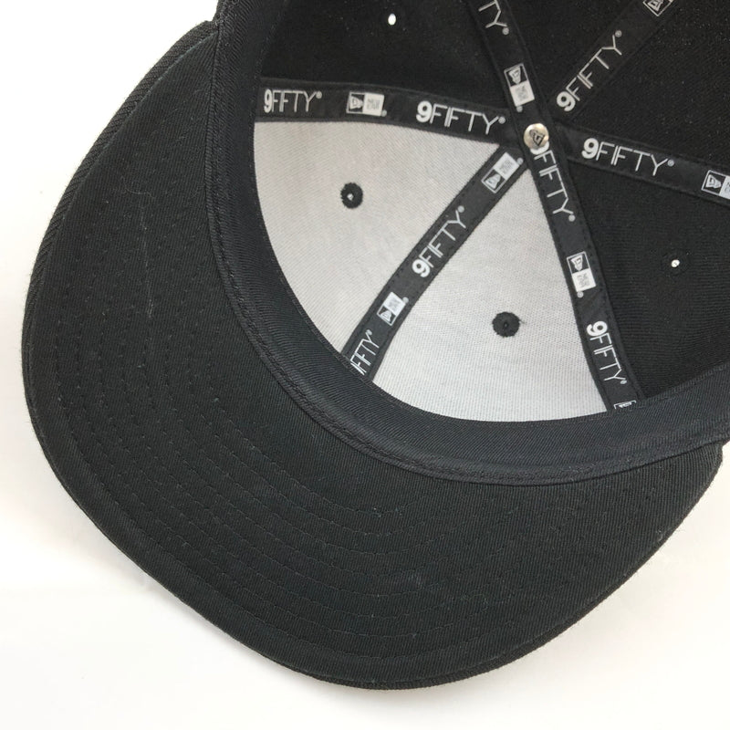 【中古品】【メンズ/レディース】 NEWERA ニューエラ × SCHOTT ショット 9FIFTY SNAPBACK BB CAP スナップバック ベースボールキャップ 帽子 185-260914-hn-06-fur サイズ：フリーサイズ カラー：ブラック 万代Net店