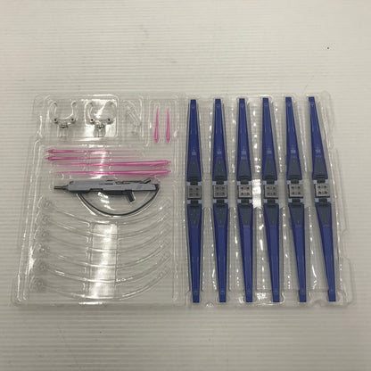 【中古品】 METAL BUILD Hi-νガンダム 機動戦士ガンダム 逆襲のシャア ベルトーチカ・チルドレン [METAL BUILD EXPO] 開封済み 台座キズあり 056-260913-ti-06-tag 万代Net店