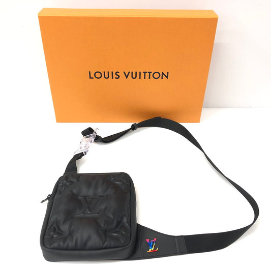 【中古品】【メンズ】 LOUIS VUITTON ルイ・ヴィトン M68773 アシンメトリカル スリング ボディ ショルダー バッグ ラムレザー  179-240411-tk-3-tei カラー：ブラック 万代Net店