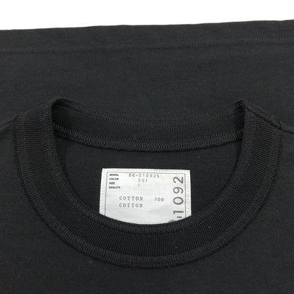 【中古品】【メンズ/レディース】 SACAI サカイ × CARHARTT WIP カーハート 26SS COTTON JERSEY T-SHIRT 26-01092S コットン ジャージー 半袖Tシャツ トップス 140-260914-hn-12-fur サイズ：1 カラー：ブラック 万代Net店