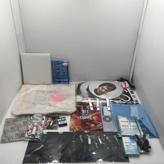 【中古品】 SMAP 関連 グッズ セット うちわ トートバッグ ペンライト等 キズ・汚れあり 086-260917-ti-03-tag 万代Net店