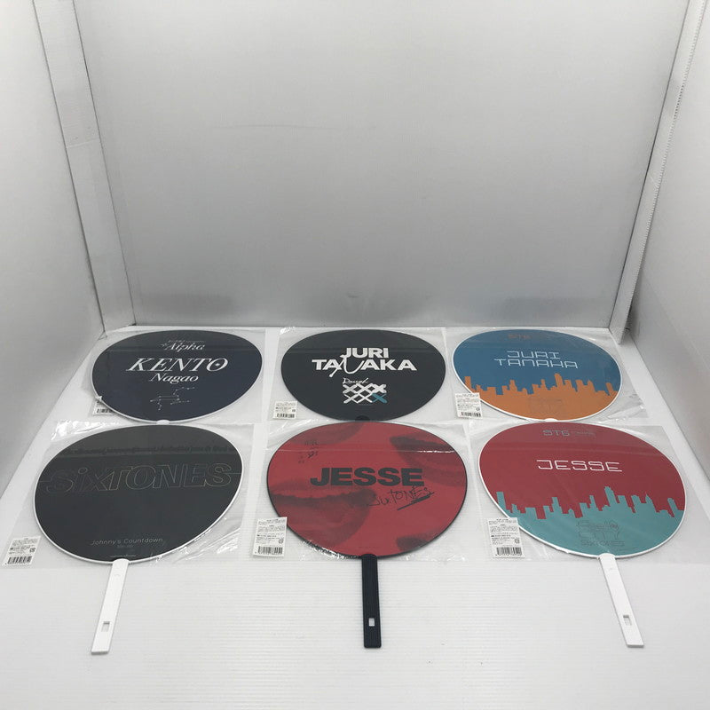 【中古美品】 STRATO うちわ 大量セット なにわ男子 SixTONES timelesz 本体のみあり 086-260917-ti-08-tag 万代Net店