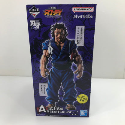 【中古美品】 一番くじ 刃牙 ～巨大なる鼓動～ A賞 宮本武蔵 MASTERLISEッッ！ 未開封 箱イタミあり 052-260721-ti-08-tag 万代Net店