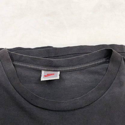 【現状渡し品】【メンズ】 NIKE ナイキ 90'S LOGO S/S TEE 銀タグ 両シングル ロゴ 半袖Tシャツ ヴィンテージ トップス 146-260412-hn-06-fur サイズ：不明 カラー：チャコールグレー系 万代Net店