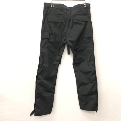 【中古品】【メンズ】 FEAR OF GOD フィアオブゴッド 6TH COLLECTION NYLON CARGO SNAP PANTS コレクション ナイロン カーゴ スナップパンツ サイドボタン 153-240306-tk-1-tei サイズ：S カラー：ブラック 万代Net店