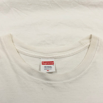 【中古品】【メンズ】 SUPREME シュプリーム × KAWS カウズ CHALK LOGO TEE チョークロゴ 半袖Tシャツ トップス 149-260923-hn-08-fur サイズ：XL カラー：ホワイト 万代Net店