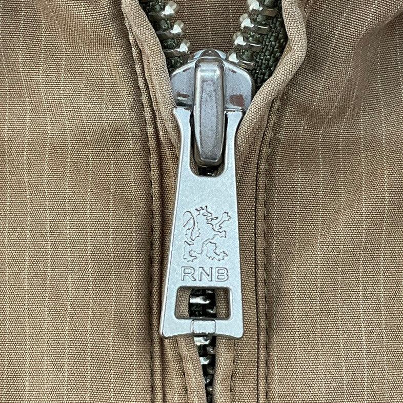 【現状渡し品】【メンズ】 R.NEWBOLD アールニューボールド ZIP UP BLOUZON 141-260402-SS-03-iwa サイズ：L カラー：ブラウン 万代Net店