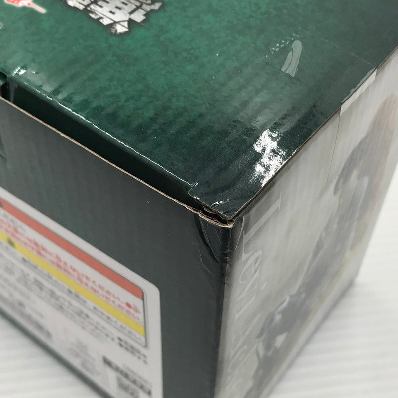 【中古美品】 一番くじ 進撃の巨人 ~それぞれの決意~ C賞 リヴァイ フィギュア ~心臓を捧げよ~ 052-260528-ti-03-tagh 万代Net店