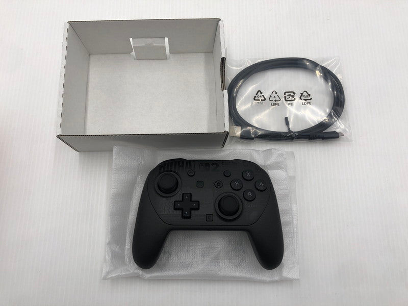 【中古美品】 Nintendo Switch 2 Proコントローラー バイオハザード レクイエム エディション 024-261017-ns-06-tei 万代Net店