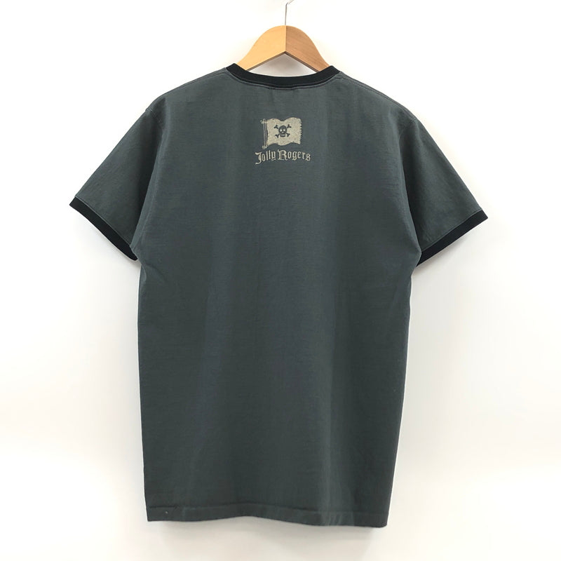 【中古品】【メンズ】 TOYS MCCOY トイズマッコイ JOHNNY RINGER PEANUTS TEE SNOOPY "JOLLY ROGERS" 半袖シャツ トップス 145-260704-hn-06-fur サイズ：L カラー：オリーブ 万代Net店