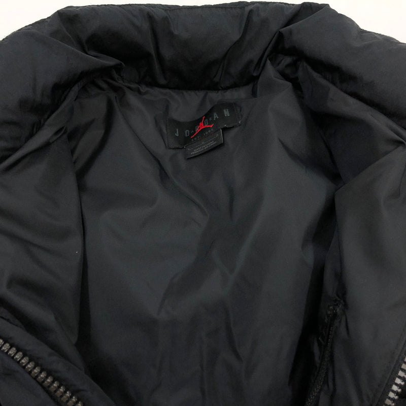 【中古品】【メンズ】 NIKE ナイキ JORDAN BRAND AS M J ESS POLY PUFFER JKT FB7332-010 ジョーダンブランド エッセンシャル ポリ パファー ジャケット アウター 148-260704-hn-10-fur サイズ：L カラー：ブラック 万代Net店