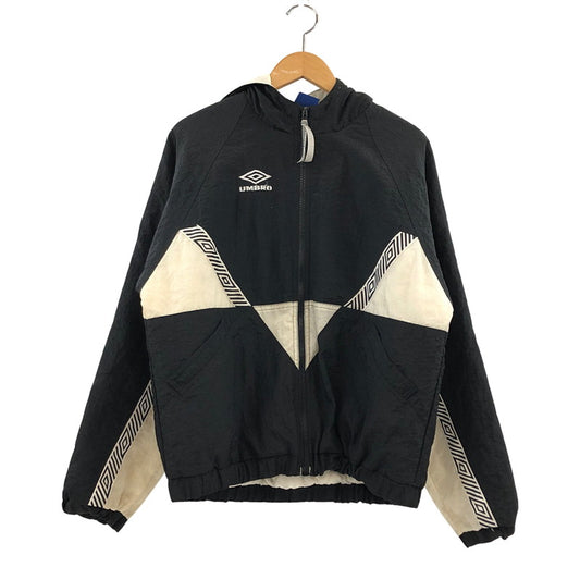 【現状渡し品】【メンズ】 UMBRO アンブロ 00S HOODED JACKET フーデッドジャケット ナイロン アウター 146-260419-hn-02-fur サイズ：YXL カラー：ブラック/ホワイト 万代Net店