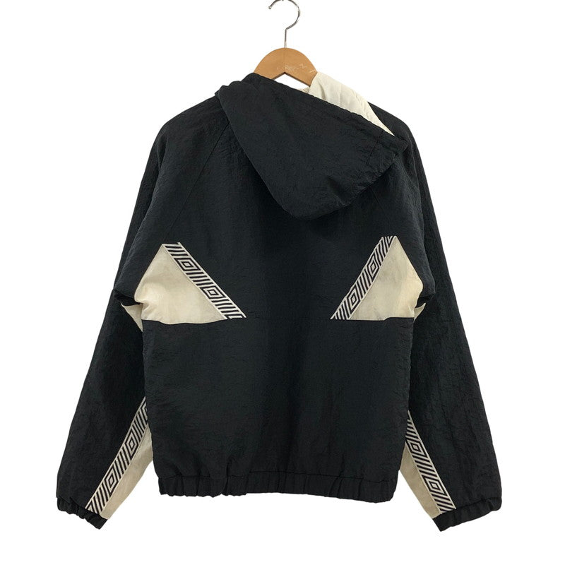 【現状渡し品】【メンズ】 UMBRO アンブロ 00S HOODED JACKET フーデッドジャケット ナイロン アウター 146-260419-hn-02-fur サイズ：YXL カラー：ブラック/ホワイト 万代Net店