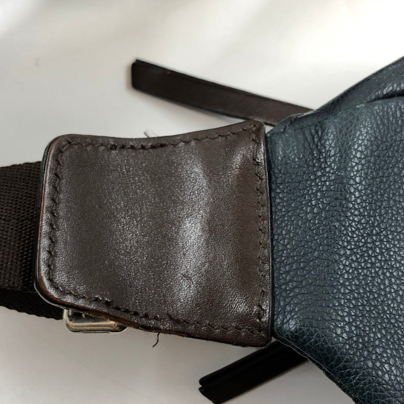 【現状渡し品】【メンズ】 COACH コーチ トンプソン シティ ウエストバッグ ボディバッグ カバン 180-260706-hn-01-fur カラー：ネイビー/ブラウン 万代Net店