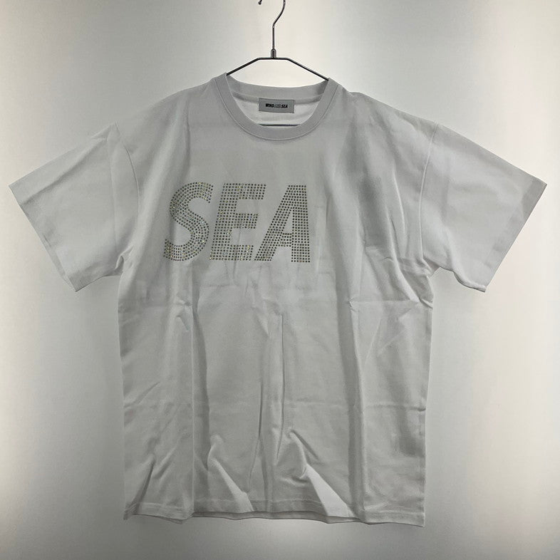【未使用品】【メンズ】 WIND AND SEA WDS-SEA-22S-03 RHINE STONE S/S TEE 147-260410-SS-06-iwa サイズ：M カラー：ホワイト 万代Net店