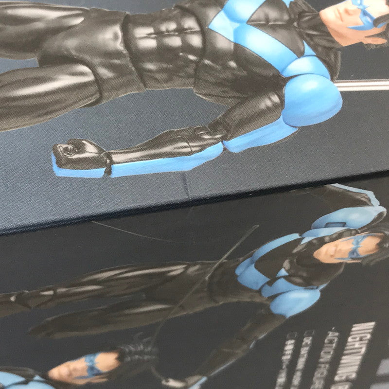 【中古美品】 メディコム・トイ マフェックス No.175 NIGHTWING (BATMAN： HUSH Ver.) アクションフィギュア ナイトウィング 再販 未開封 箱イタミあり 055-260925-ti-16-tagh 万代Net店