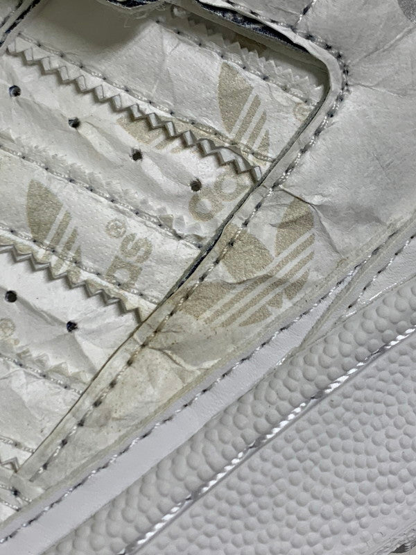 【中古品】【メンズ】 ATMOS×ADIDAS ORIGINALS アトモス アディダス オリジナルス FORUM LOW G55615 スニーカー 靴 シューズ 161-260730-hu-03-min サイズ：25.5 カラー：ホワイト 万代Net店