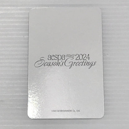 【中古品】 （2）aespa ウィンター 2024 SEASON'S GREETINGS PHOTO PACK 本体のみ 線キズ・小さな欠けあり 084-260629-ti-03-tag 万代Net店