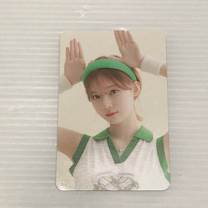 【中古美品】 （3）aespa ウィンター 2024 SEASON'S GREETINGS PHOTO PACK 本体のみ 小さな欠けあり 084-260629-ti-04-tag 万代Net店