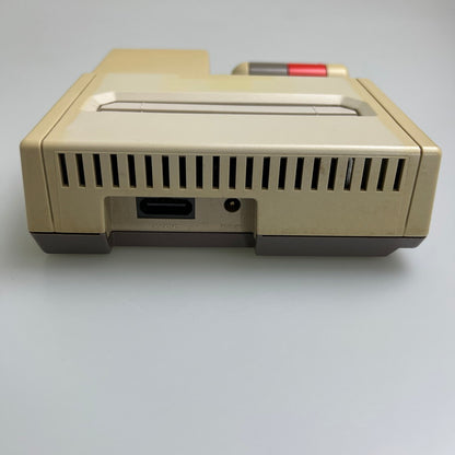 【中古品】 ニューファミコン (AV仕様ファミリーコンピュータ) NEWファミコン 023-251129-SH-03-min 万代Net店
