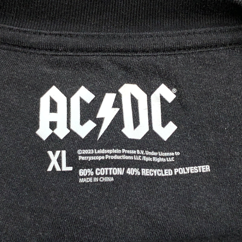 【現状渡し品】【メンズ】 ACDC エーシーディーシー "WE SALUTE YOU" PRINT SWEATSHIRT プリント スウェットシャツ トレーナー トップス 146-260713-hn-02-fur サイズ：XL カラー：ブラック 万代Net店